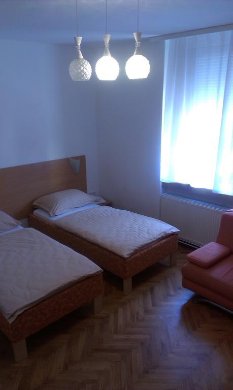 Guest House Villa Herbarium Slavonski Brod Chambre photo