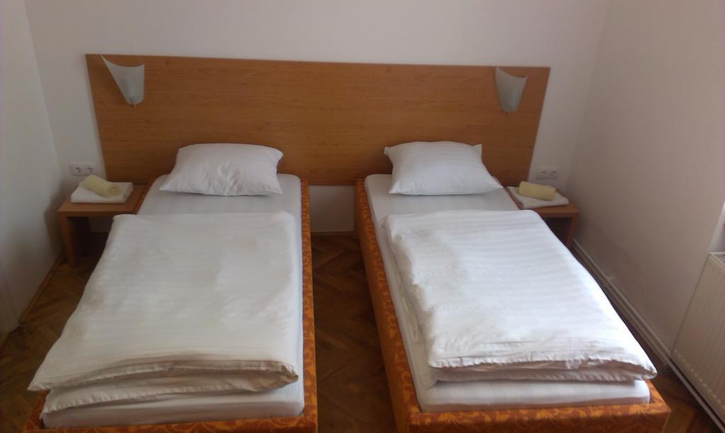 Guest House Villa Herbarium Slavonski Brod Chambre photo