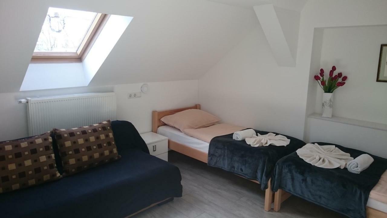 Guest House Villa Herbarium Slavonski Brod Extérieur photo